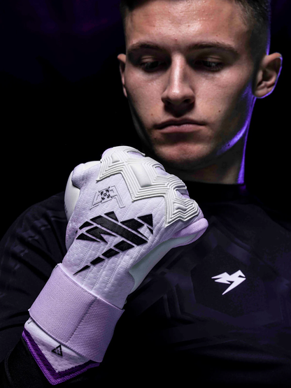 RE:GEN LXT Goalkeeping Gloves - Size 6