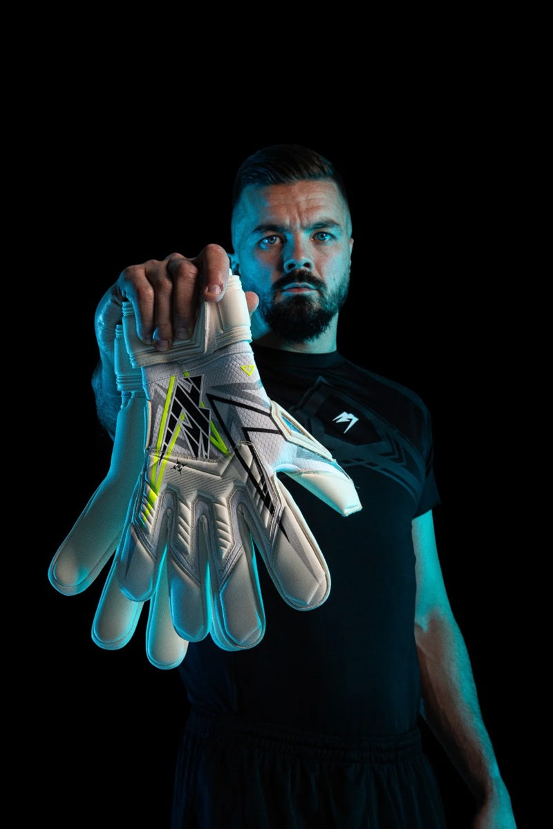NITROPRO Goalkeeping Gloves